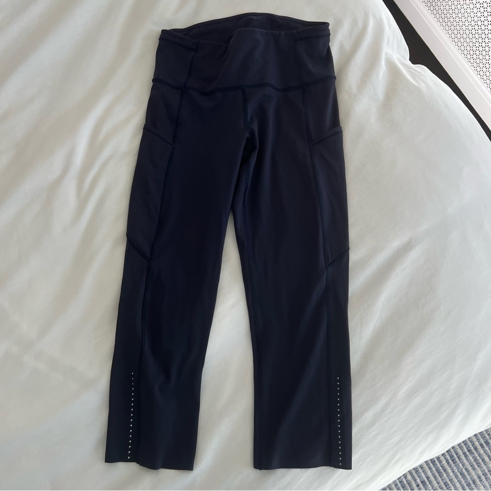 Lululemon Navy Cropped Leggings